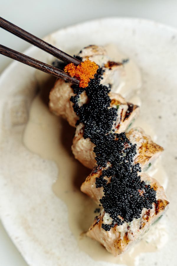 Caviar d'Aquitaine : un délice français engagé et innovant